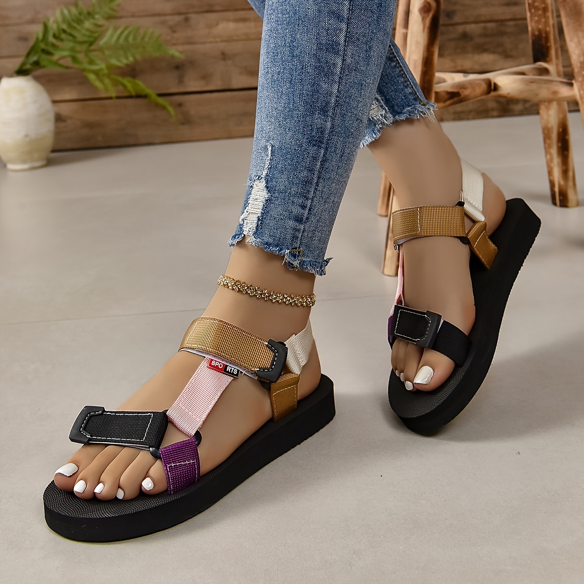 womens lightweight summer sandals casual open round toe outdoor shoes comfy beach sandals details 3